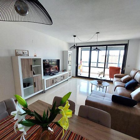 Luxury 3 Dormitorios Frente Al Mar En Las Marinas By Sonneil Rentals Benidorm Bagian luar foto