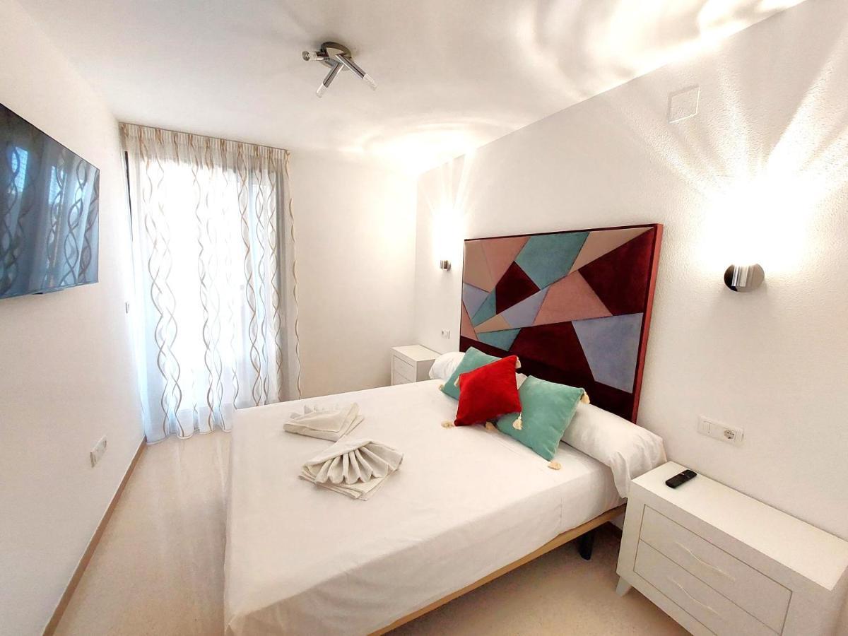 Luxury 3 Dormitorios Frente Al Mar En Las Marinas By Sonneil Rentals Benidorm Bagian luar foto